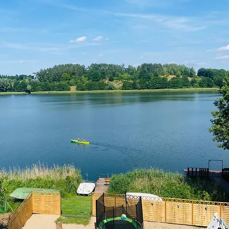 펜션 Dom Nad Jeziorem Stacja Hartowiec *